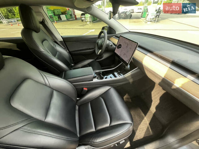 Серый Тесла Model Y, объемом двигателя 0 л и пробегом 137 тыс. км за 22900 $, фото 17 на Automoto.ua