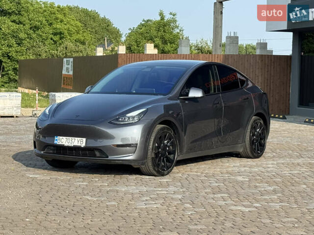 Серый Тесла Model Y, объемом двигателя 0 л и пробегом 79 тыс. км за 24300 $, фото 5 на Automoto.ua