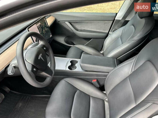 Сірий Тесла Model Y, об'ємом двигуна 0 л та пробігом 60 тис. км за 23800 $, фото 6 на Automoto.ua