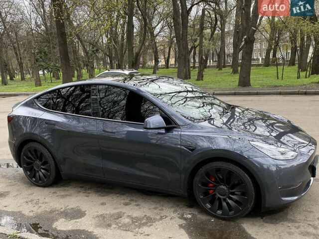 Серый Тесла Model Y, объемом двигателя 0 л и пробегом 90 тыс. км за 30000 $, фото 3 на Automoto.ua