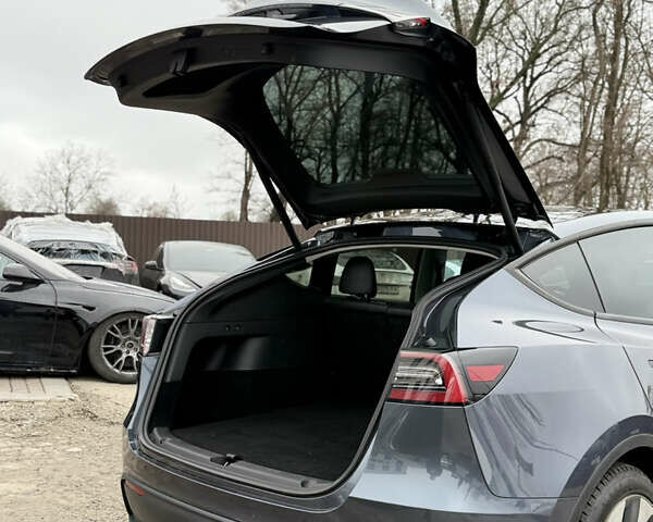 Сірий Тесла Model Y, об'ємом двигуна 0 л та пробігом 107 тис. км за 23500 $, фото 23 на Automoto.ua