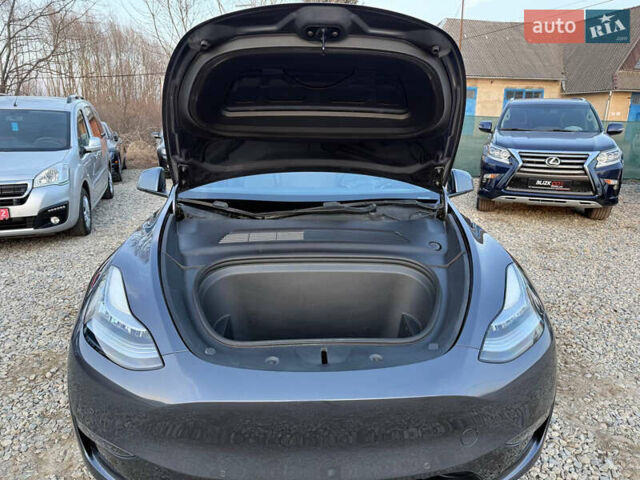 Тесла Model Y 2020 в Коломые на Automoto.ua Серый Тесла Model Y, объемом двигателя 0 л и пробегом 44 тыс. км за 26550 $, фото 50 на Automoto.ua