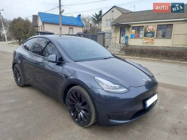 Серый Тесла Model Y, объемом двигателя 0 л и пробегом 48 тыс. км за 28500 $, фото 19 на Automoto.ua