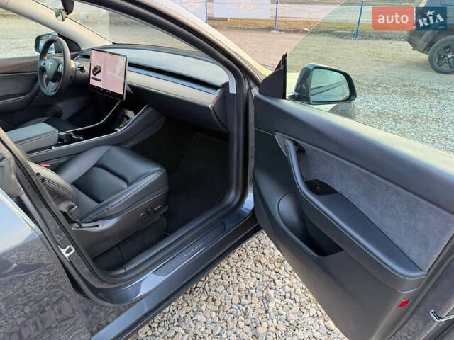 Тесла Model Y 2020 в Коломые на Automoto.ua Серый Тесла Model Y, объемом двигателя 0 л и пробегом 44 тыс. км за 26550 $, фото 22 на Automoto.ua