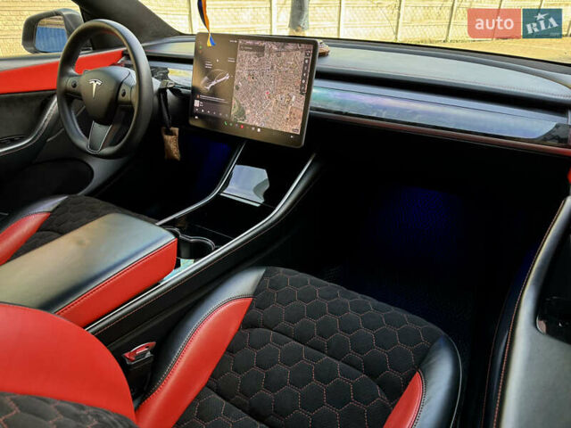 Серый Тесла Model Y, объемом двигателя 0 л и пробегом 100 тыс. км за 23000 $, фото 19 на Automoto.ua