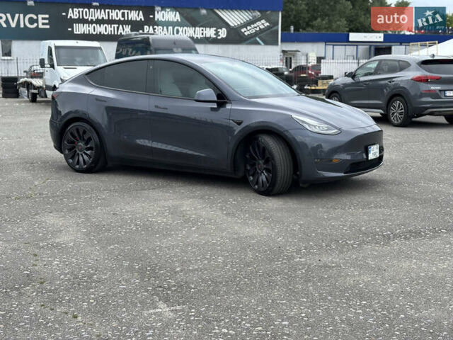 Тесла Model Y 2020 в Киеве на Automoto.ua Серый Тесла Model Y, объемом двигателя 0 л и пробегом 98 тыс. км за 24999 $, фото 2 на Automoto.ua