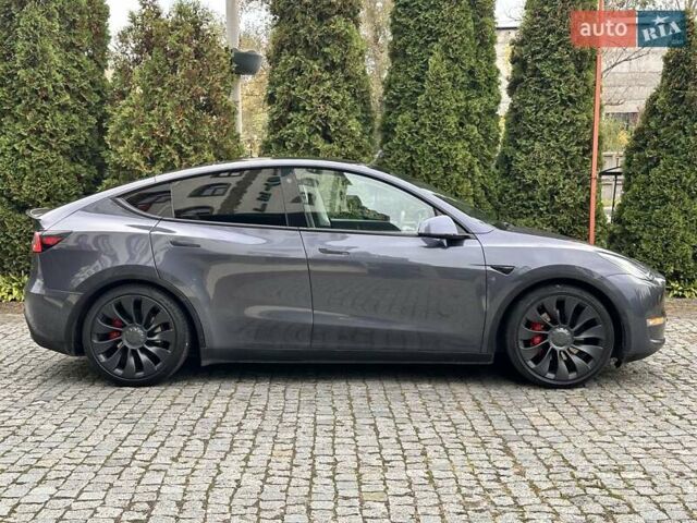 Тесла Model Y 2020 у Києві на Automoto.ua Сірий Тесла Model Y, об'ємом двигуна 0 л та пробігом 95 тис. км за 22700 $, фото 10 на Automoto.ua