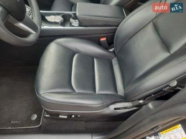 Серый Тесла Model Y, объемом двигателя 0 л и пробегом 48 тыс. км за 24900 $, фото 27 на Automoto.ua