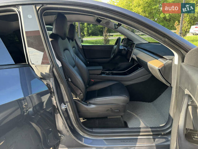 Серый Тесла Model Y, объемом двигателя 0 л и пробегом 104 тыс. км за 22500 $, фото 20 на Automoto.ua