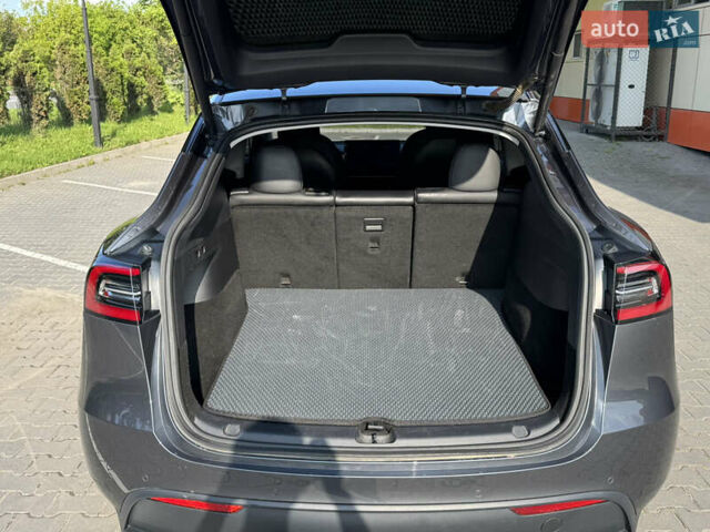 Серый Тесла Model Y, объемом двигателя 0 л и пробегом 104 тыс. км за 22500 $, фото 31 на Automoto.ua