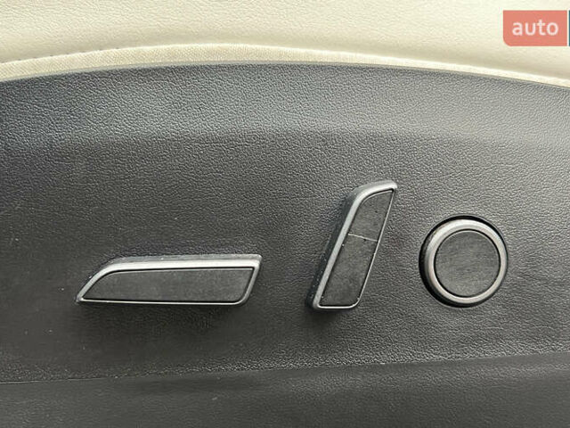 Сірий Тесла Model Y, об'ємом двигуна 0 л та пробігом 76 тис. км за 26850 $, фото 17 на Automoto.ua
