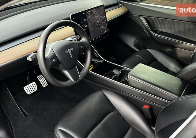 Сірий Тесла Model Y, об'ємом двигуна 0 л та пробігом 104 тис. км за 23700 $, фото 7 на Automoto.ua