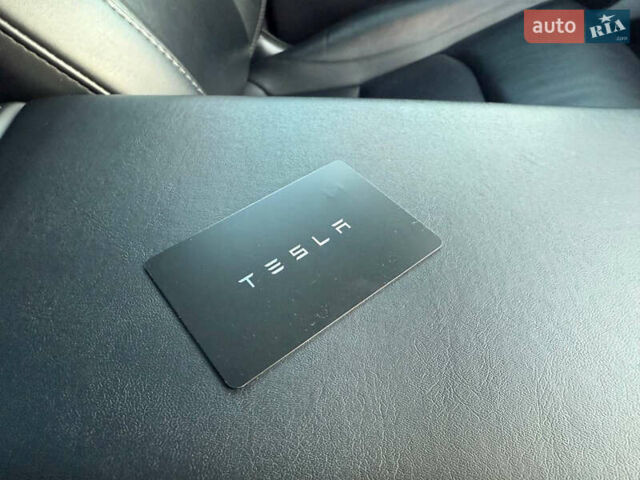 Тесла Model Y 2020 в Коломые на Automoto.ua Серый Тесла Model Y, объемом двигателя 0 л и пробегом 44 тыс. км за 26550 $, фото 52 на Automoto.ua