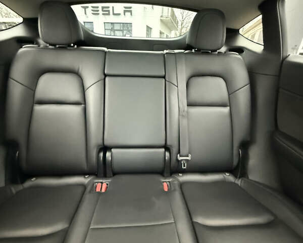 Сірий Тесла Model Y, об'ємом двигуна 0 л та пробігом 107 тис. км за 23500 $, фото 32 на Automoto.ua