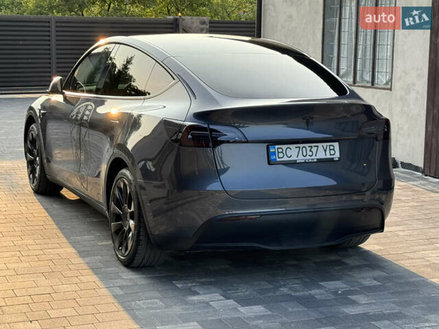 Серый Тесла Model Y, объемом двигателя 0 л и пробегом 79 тыс. км за 24300 $, фото 26 на Automoto.ua