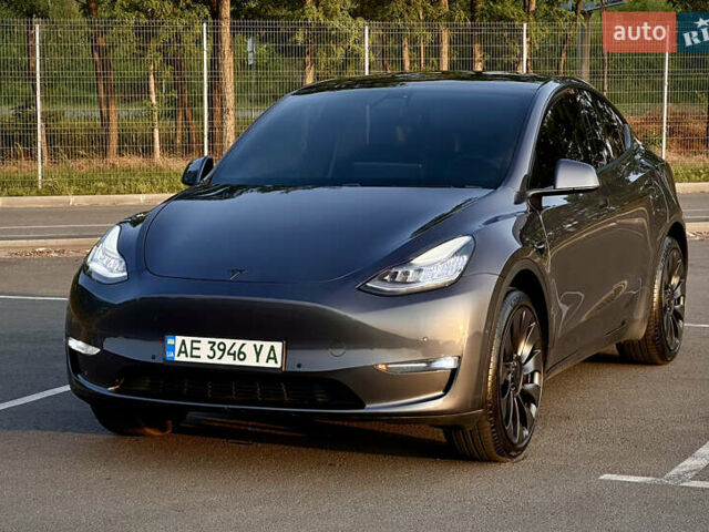 Сірий Тесла Model Y, об'ємом двигуна 0 л та пробігом 96 тис. км за 23499 $, фото 1 на Automoto.ua
