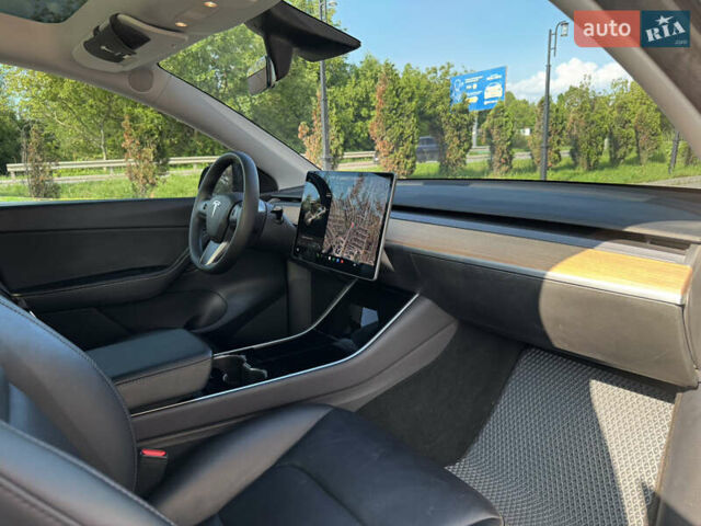 Серый Тесла Model Y, объемом двигателя 0 л и пробегом 104 тыс. км за 22500 $, фото 19 на Automoto.ua