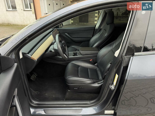 Серый Тесла Model Y, объемом двигателя 0 л и пробегом 170 тыс. км за 19500 $, фото 17 на Automoto.ua