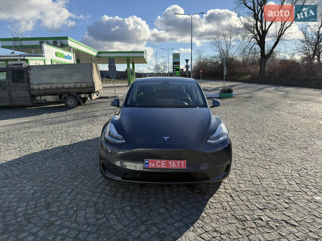 Серый Тесла Model Y, объемом двигателя 0 л и пробегом 51 тыс. км за 24000 $, фото 10 на Automoto.ua