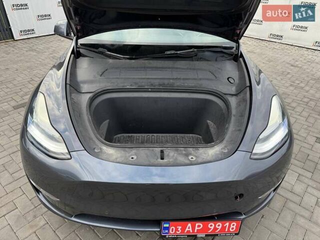 Серый Тесла Model Y, объемом двигателя 0 л и пробегом 102 тыс. км за 18200 $, фото 14 на Automoto.ua