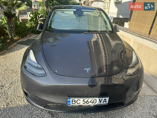 Серый Тесла Model Y, объемом двигателя 0 л и пробегом 49 тыс. км за 30700 $, фото 10 на Automoto.ua