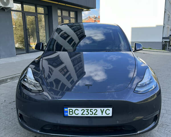 Серый Тесла Model Y, объемом двигателя 0 л и пробегом 57 тыс. км за 23300 $, фото 3 на Automoto.ua
