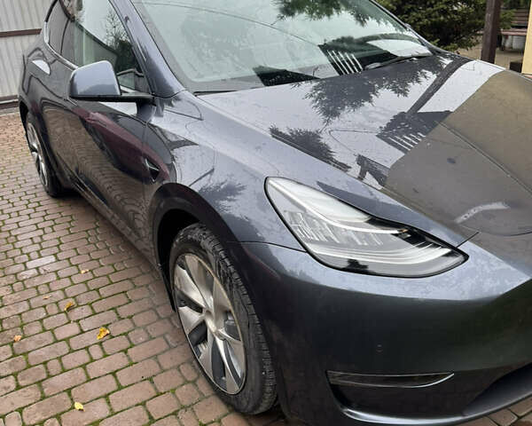 Серый Тесла Model Y, объемом двигателя 0 л и пробегом 85 тыс. км за 23000 $, фото 2 на Automoto.ua