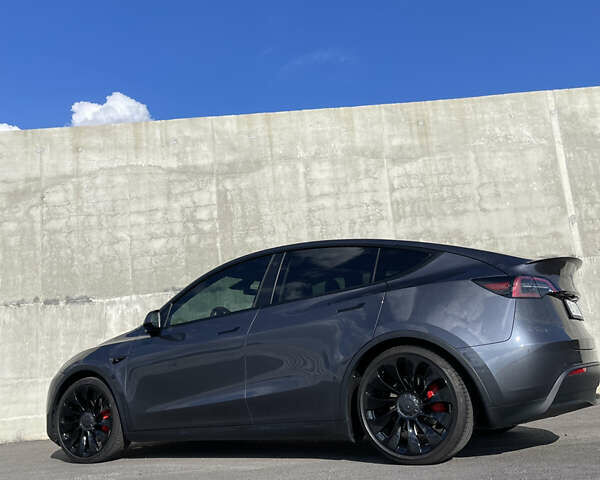 Серый Тесла Model Y, объемом двигателя 0 л и пробегом 69 тыс. км за 24100 $, фото 8 на Automoto.ua