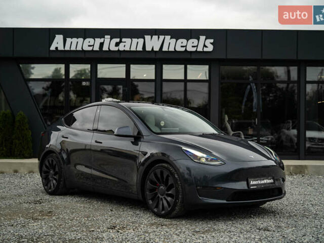 Серый Тесла Model Y, объемом двигателя 0 л и пробегом 122 тыс. км за 25400 $, фото 2 на Automoto.ua