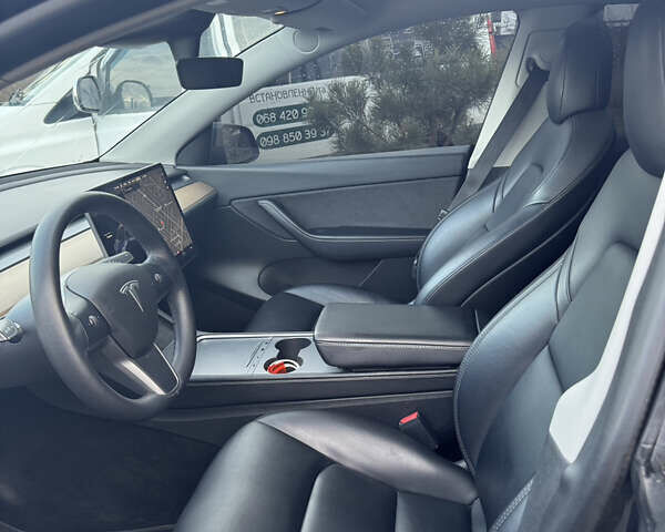 Сірий Тесла Model Y, об'ємом двигуна 0 л та пробігом 109 тис. км за 29000 $, фото 12 на Automoto.ua