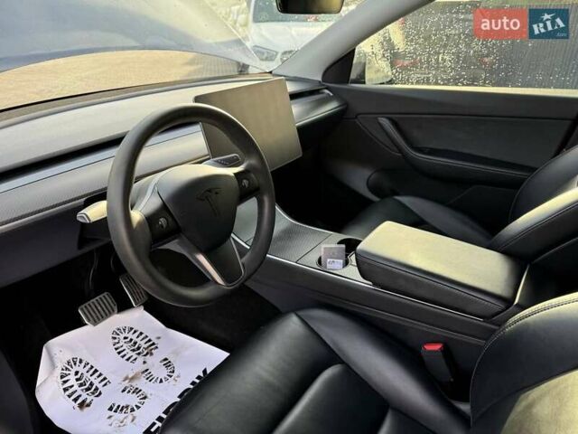 Сірий Тесла Model Y, об'ємом двигуна 0 л та пробігом 180 тис. км за 16900 $, фото 9 на Automoto.ua