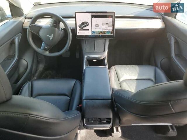Серый Тесла Model Y, объемом двигателя 0 л и пробегом 81 тыс. км за 17500 $, фото 7 на Automoto.ua