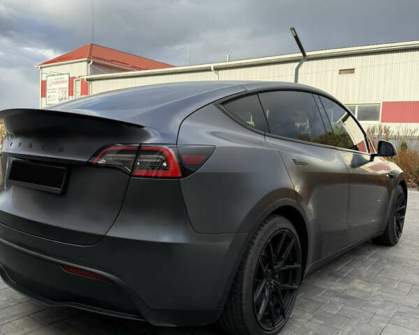 Сірий Тесла Model Y, об'ємом двигуна 0 л та пробігом 110 тис. км за 30000 $, фото 4 на Automoto.ua