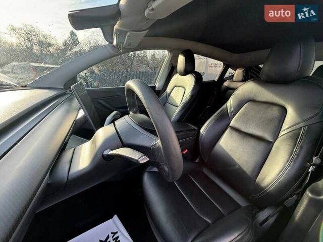 Сірий Тесла Model Y, об'ємом двигуна 0 л та пробігом 180 тис. км за 16900 $, фото 11 на Automoto.ua