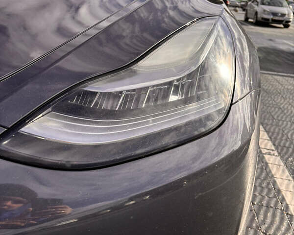 Тесла Model Y 2021 в Львове на Automoto.ua Серый Тесла Model Y, объемом двигателя 0 л и пробегом 135 тыс. км за 19300 $, фото 6 на Automoto.ua