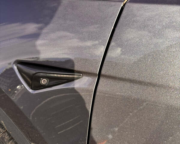 Тесла Model Y 2021 в Львове на Automoto.ua Серый Тесла Model Y, объемом двигателя 0 л и пробегом 135 тыс. км за 19300 $, фото 7 на Automoto.ua