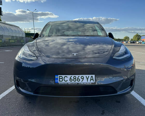 Серый Тесла Model Y, объемом двигателя 0 л и пробегом 38 тыс. км за 37500 $, фото 2 на Automoto.ua