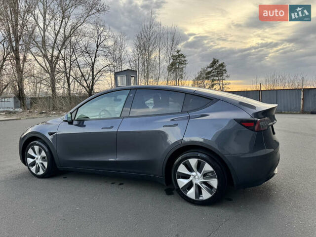 Серый Тесла Model Y, объемом двигателя 0 л и пробегом 33 тыс. км за 23999 $, фото 18 на Automoto.ua