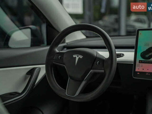 Серый Тесла Model Y, объемом двигателя 0 л и пробегом 122 тыс. км за 25400 $, фото 22 на Automoto.ua