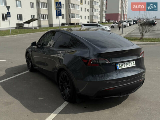 Серый Тесла Model Y, объемом двигателя 0 л и пробегом 96 тыс. км за 27500 $, фото 34 на Automoto.ua
