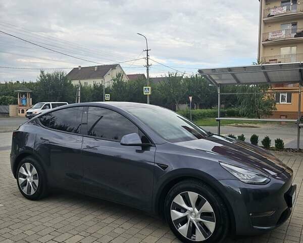 Тесла Model Y 2021 в Мукачеве на Automoto.ua Серый Тесла Model Y, объемом двигателя 0 л и пробегом 62 тыс. км за 26950 $, фото 1 на Automoto.ua
