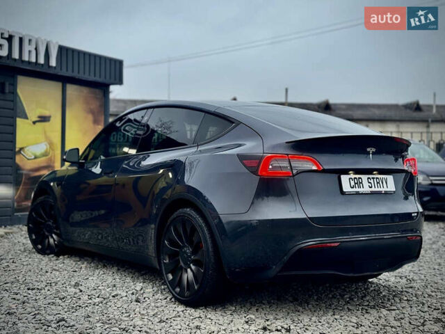 Серый Тесла Model Y, объемом двигателя 0 л и пробегом 107 тыс. км за 23999 $, фото 24 на Automoto.ua