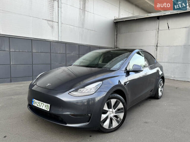 Серый Тесла Model Y, объемом двигателя 0 л и пробегом 38 тыс. км за 28900 $, фото 47 на Automoto.ua
