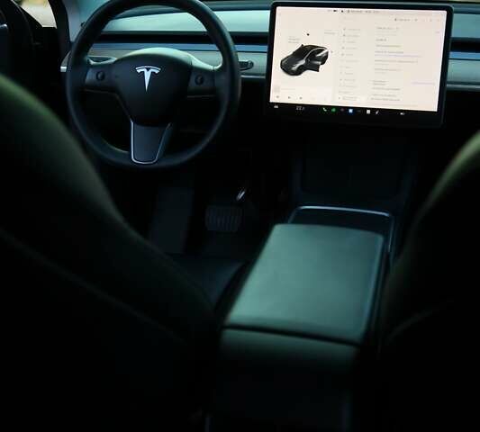 Серый Тесла Model Y, объемом двигателя 0 л и пробегом 85 тыс. км за 25000 $, фото 6 на Automoto.ua