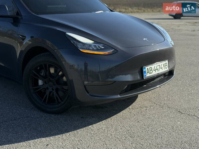 Серый Тесла Model Y, объемом двигателя 0 л и пробегом 44 тыс. км за 26000 $, фото 21 на Automoto.ua