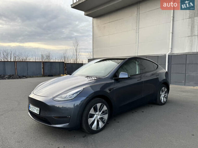 Серый Тесла Model Y, объемом двигателя 0 л и пробегом 38 тыс. км за 28900 $, фото 1 на Automoto.ua
