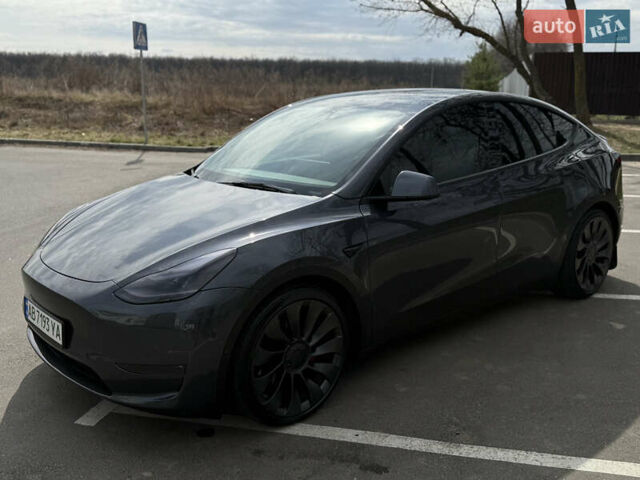 Сірий Тесла Model Y, об'ємом двигуна 0 л та пробігом 96 тис. км за 27500 $, фото 35 на Automoto.ua