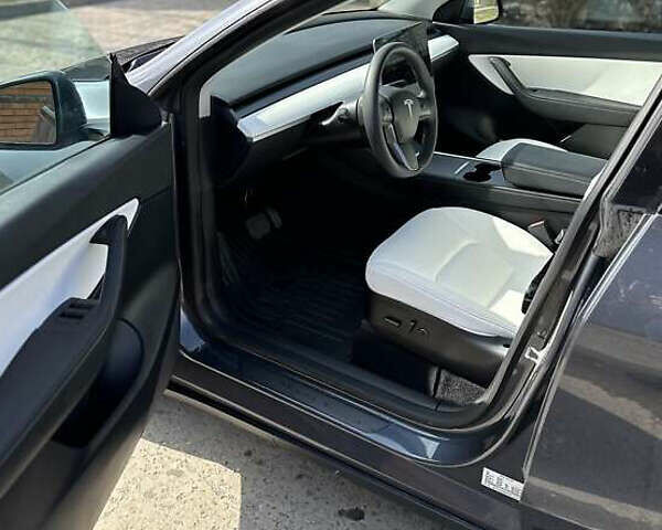Сірий Тесла Model Y, об'ємом двигуна 0 л та пробігом 43 тис. км за 21000 $, фото 7 на Automoto.ua