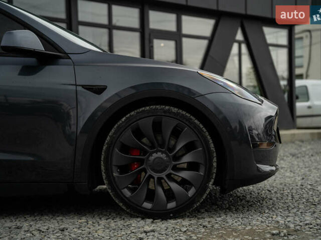Серый Тесла Model Y, объемом двигателя 0 л и пробегом 122 тыс. км за 25400 $, фото 13 на Automoto.ua