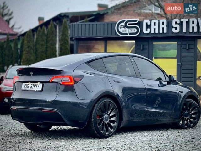 Серый Тесла Model Y, объемом двигателя 0 л и пробегом 107 тыс. км за 23999 $, фото 18 на Automoto.ua